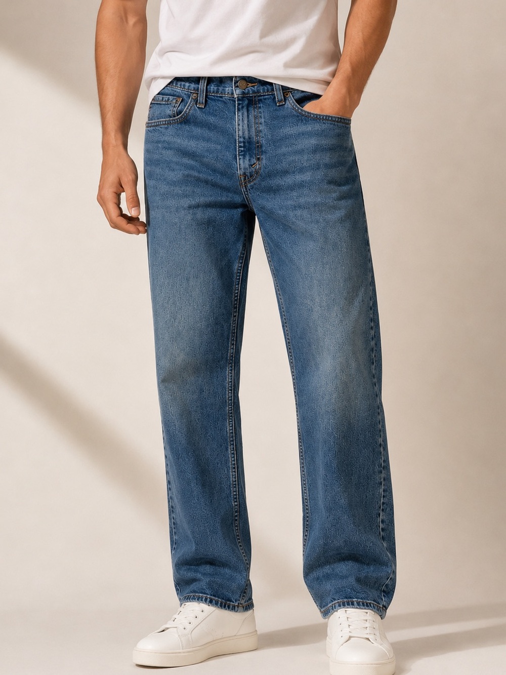 Levi's Relaxed Straight Jeans in Medium Blue